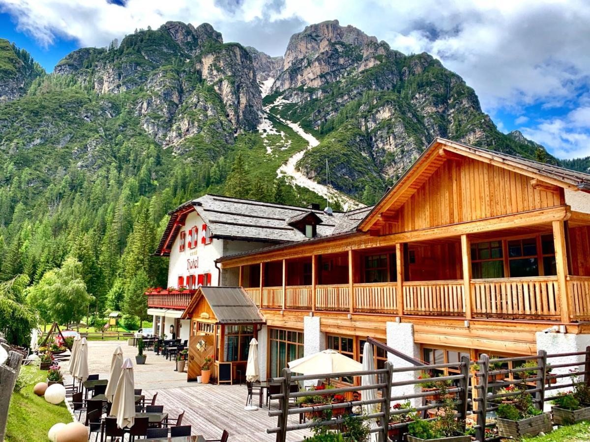 Alpin Natur Hotel Brueckele Брайес  Экстерьер фото